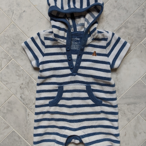 Beach onesies for baby 3-6 months - Picture 1 of 3